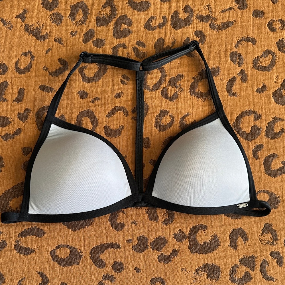 PINK Victoria's Secret Black and White Bikini Top